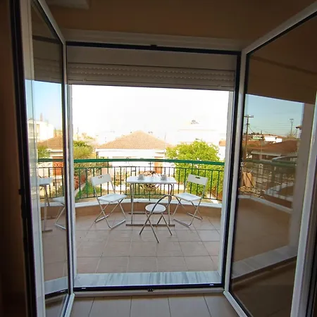 Δωμάτια Με Θέα/Domatia Me Thea Nea Iraklia Exterior photo