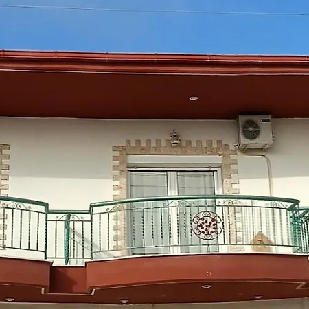 Δωμάτια Με Θέα/Domatia Me Thea Nea Iraklia Exterior photo