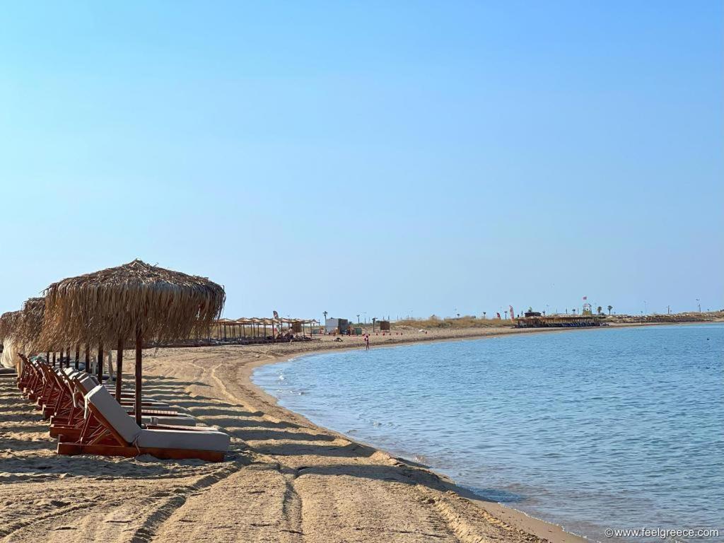 με θέα/domatia Me Thea * Nea Iraklia