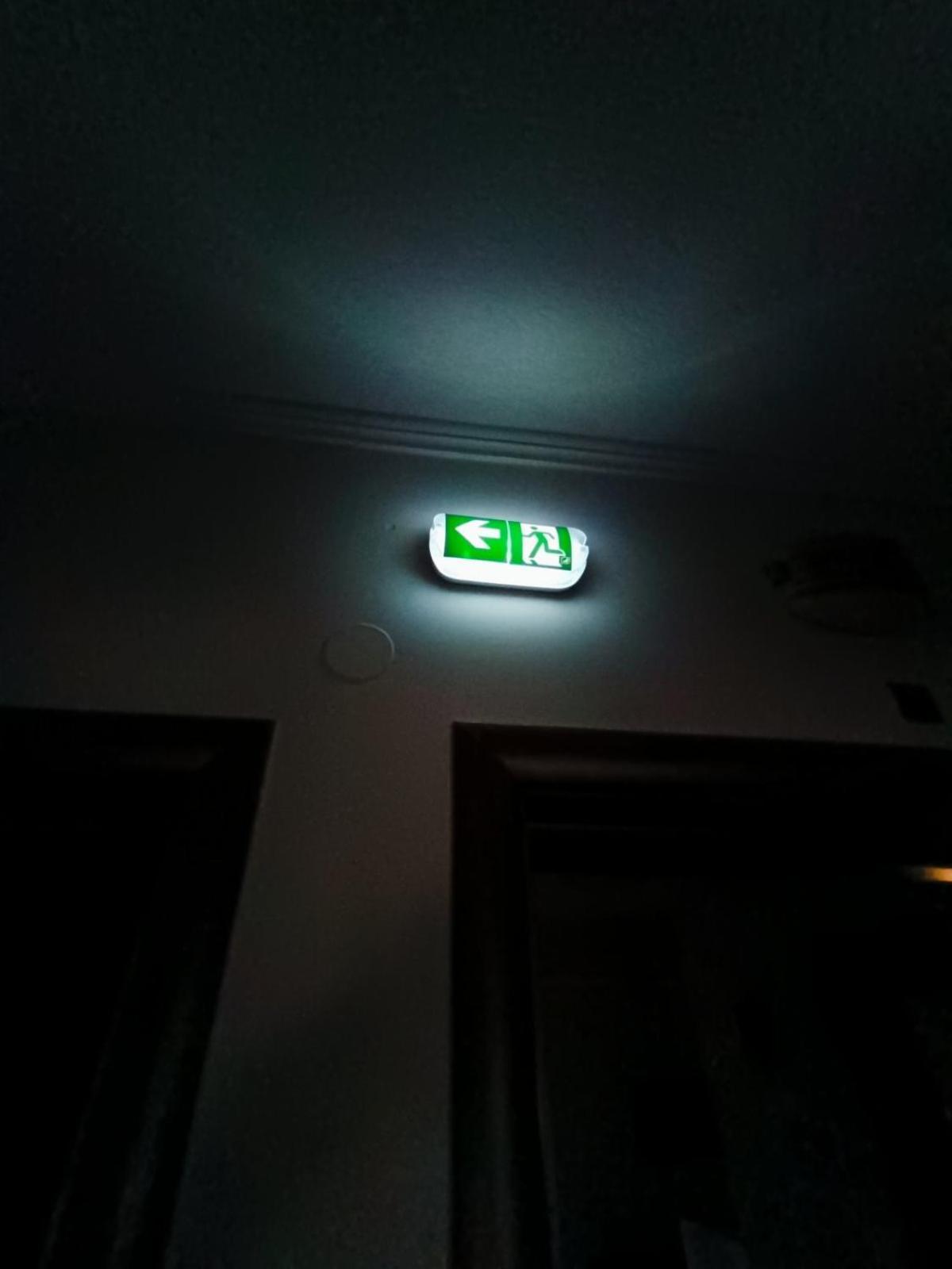 Apartment με θέα/domatia Me Thea