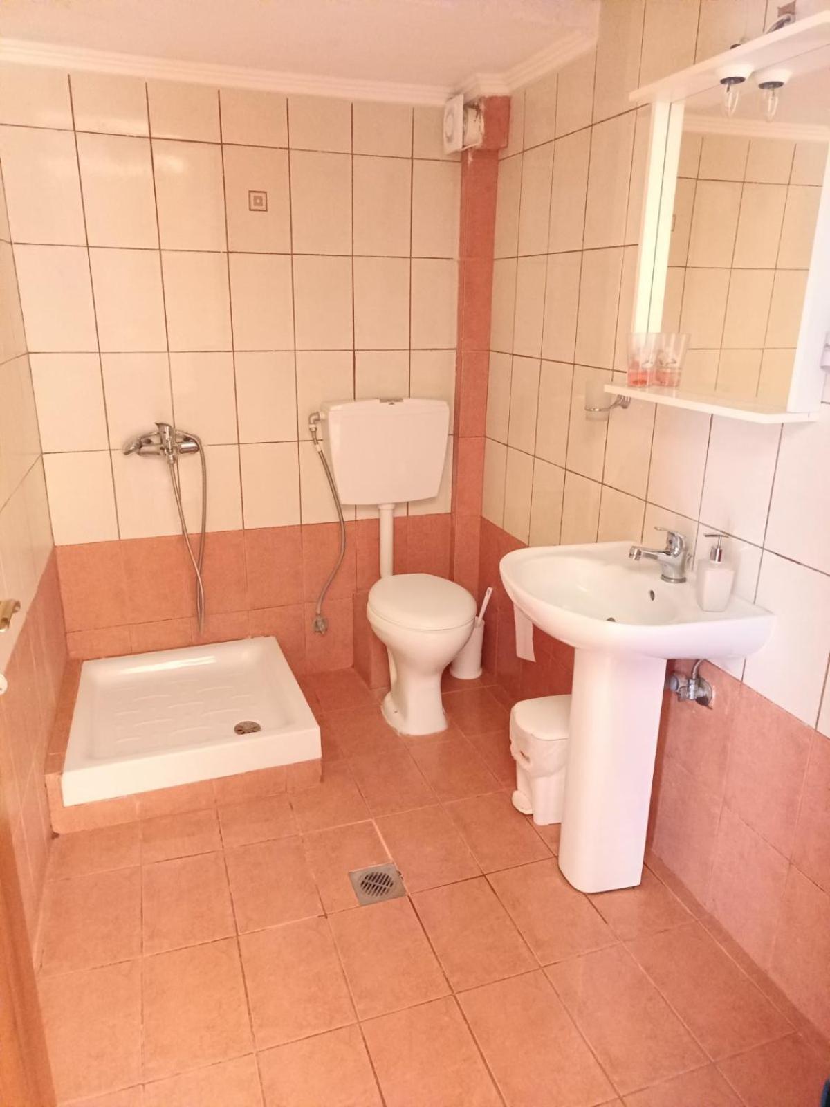 με θέα/domatia Me Thea Apartment *