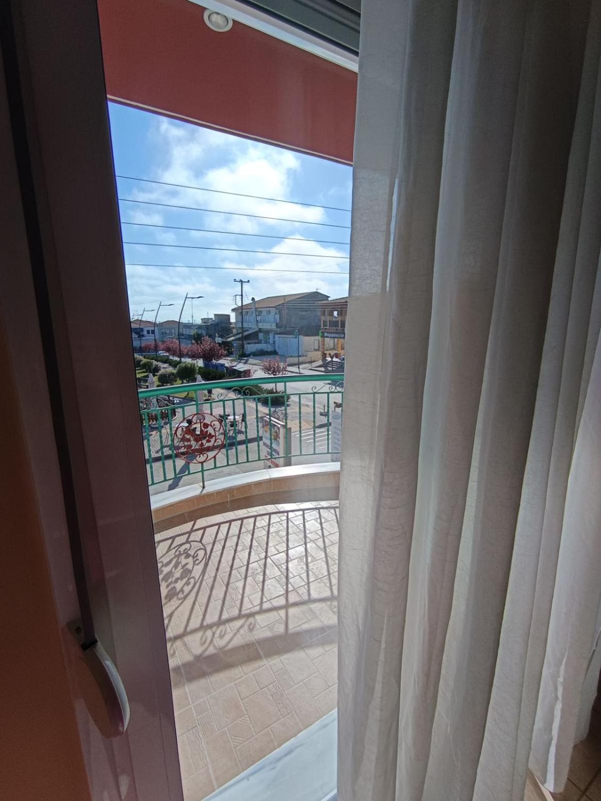 Apartment με θέα/domatia Me Thea Nea Iraklia